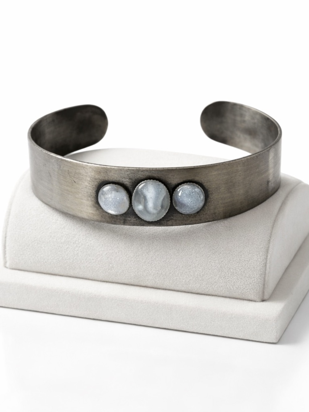 5/$25 Vintage Silvery Cuff Bangle With Beautiful Stones